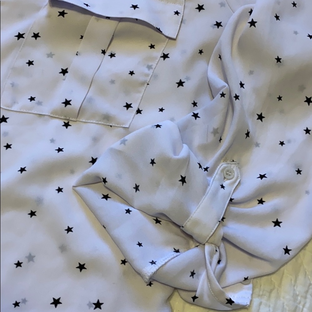 Button down blouse - Picture 2 of 5